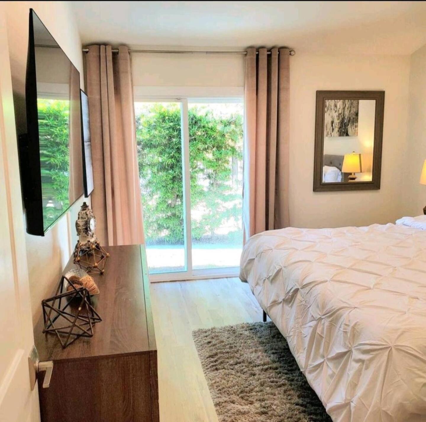 Spacious 4Bed 2Bath, Gated Pool, Wi-Fi, Garage Villa Los Angeles Buitenkant foto