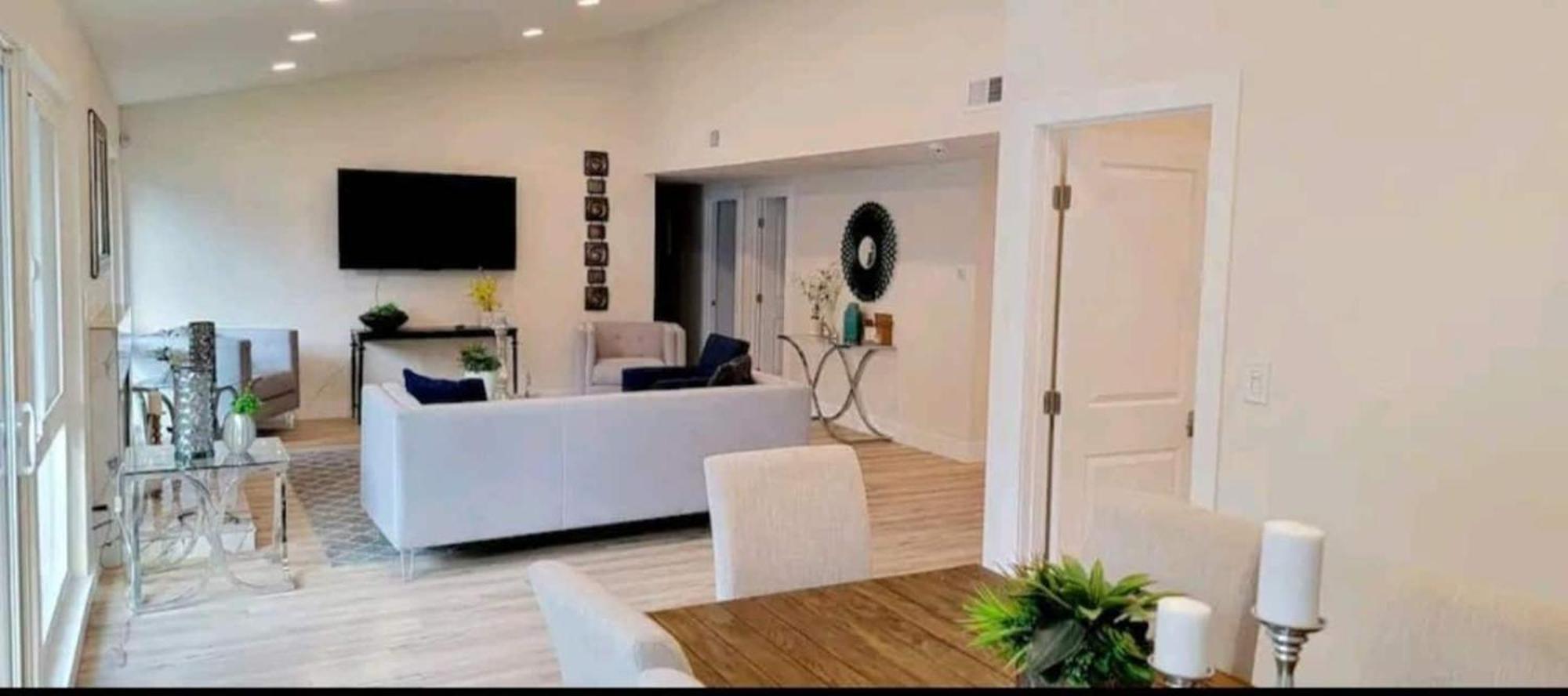 Spacious 4Bed 2Bath, Gated Pool, Wi-Fi, Garage Villa Los Angeles Buitenkant foto
