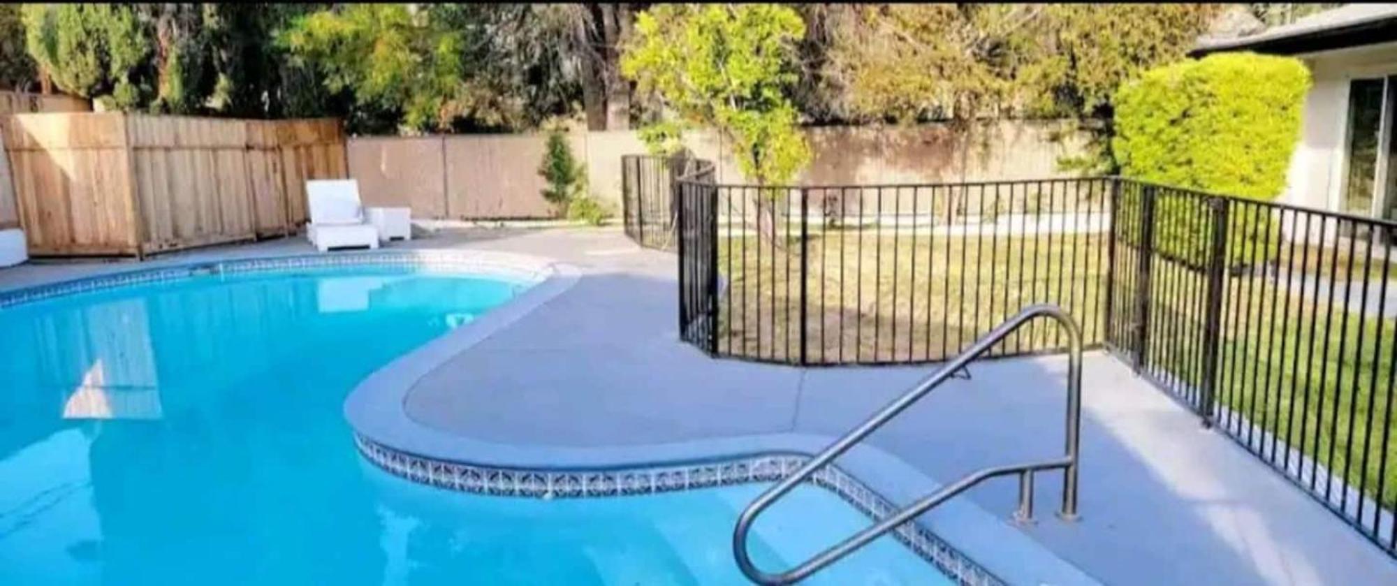 Spacious 4Bed 2Bath, Gated Pool, Wi-Fi, Garage Villa Los Angeles Buitenkant foto